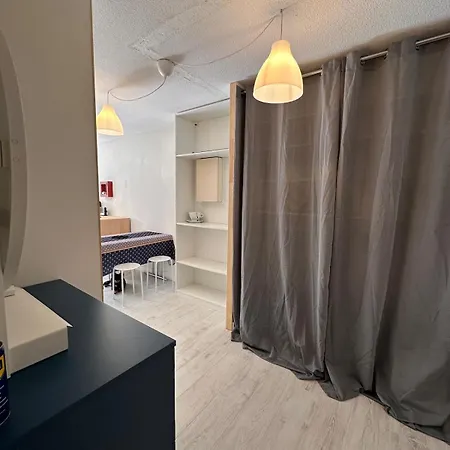 Lägenhet Apparemment Renove A Aux Quilles Sète